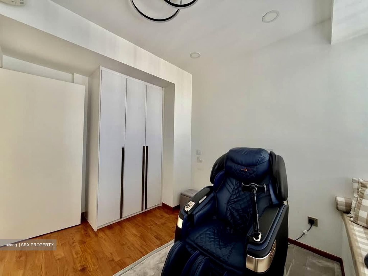 The Parc Condominium (D5), Condominium #568855071